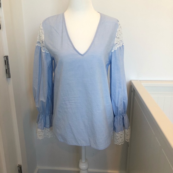 Zara Tops - Zara Blouse size Small